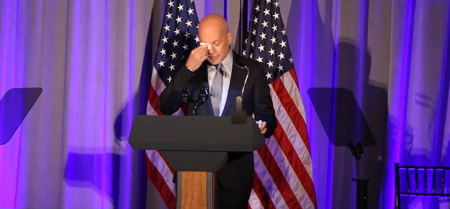 布鲁斯威利斯动作最多,布鲁斯威利斯惊艳视频