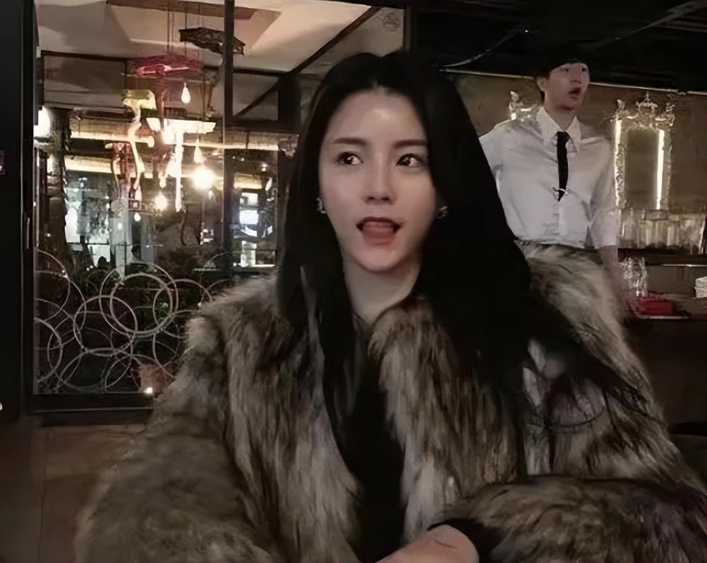 韩国排球运动员李多英视频,韩国排球队员李多英简历