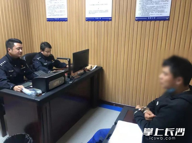 车内2万现金被盗案例,车内6万现金被盗