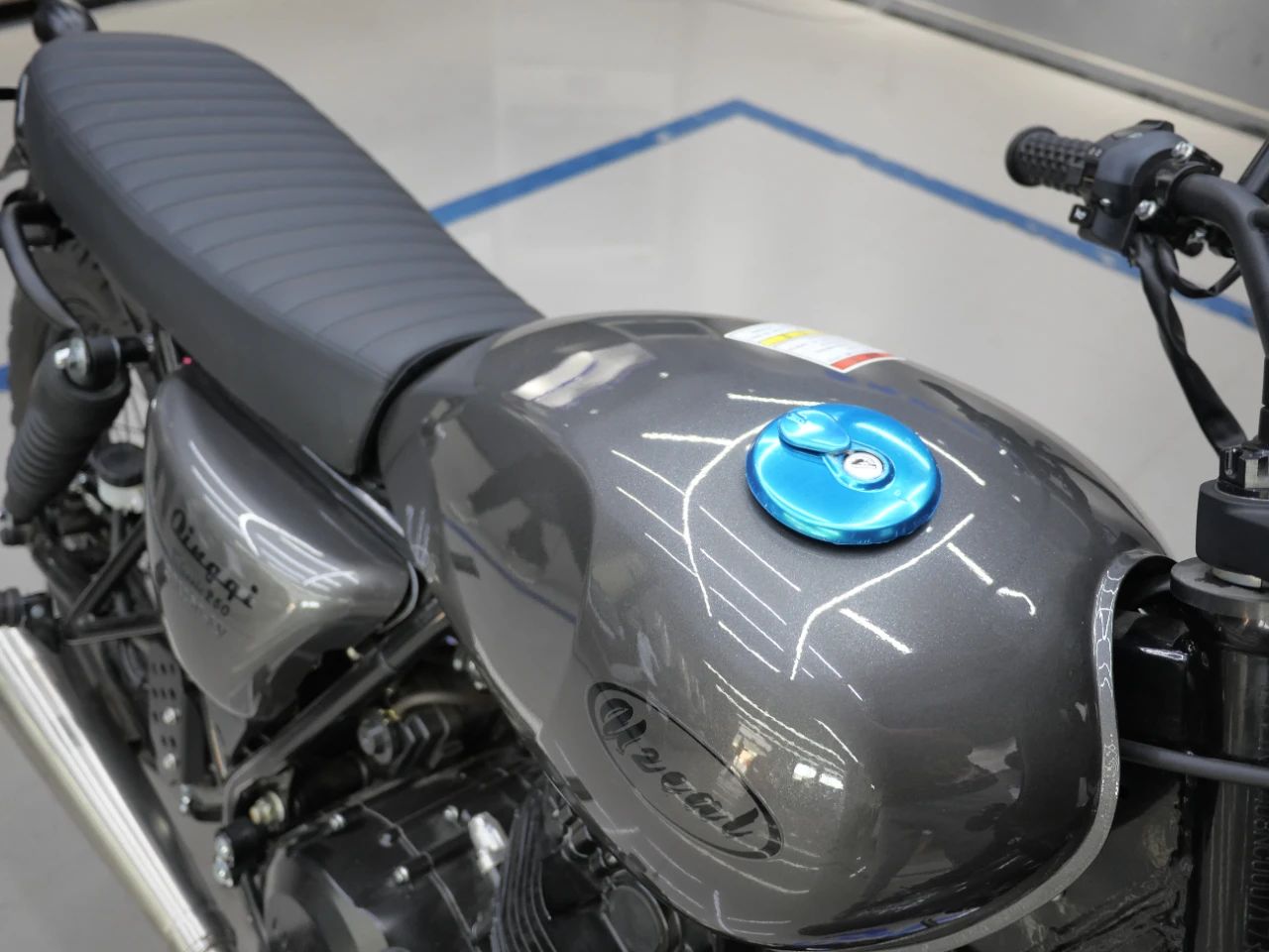 轻骑铃木250cc摩托车,推荐有性能又好看的复古车