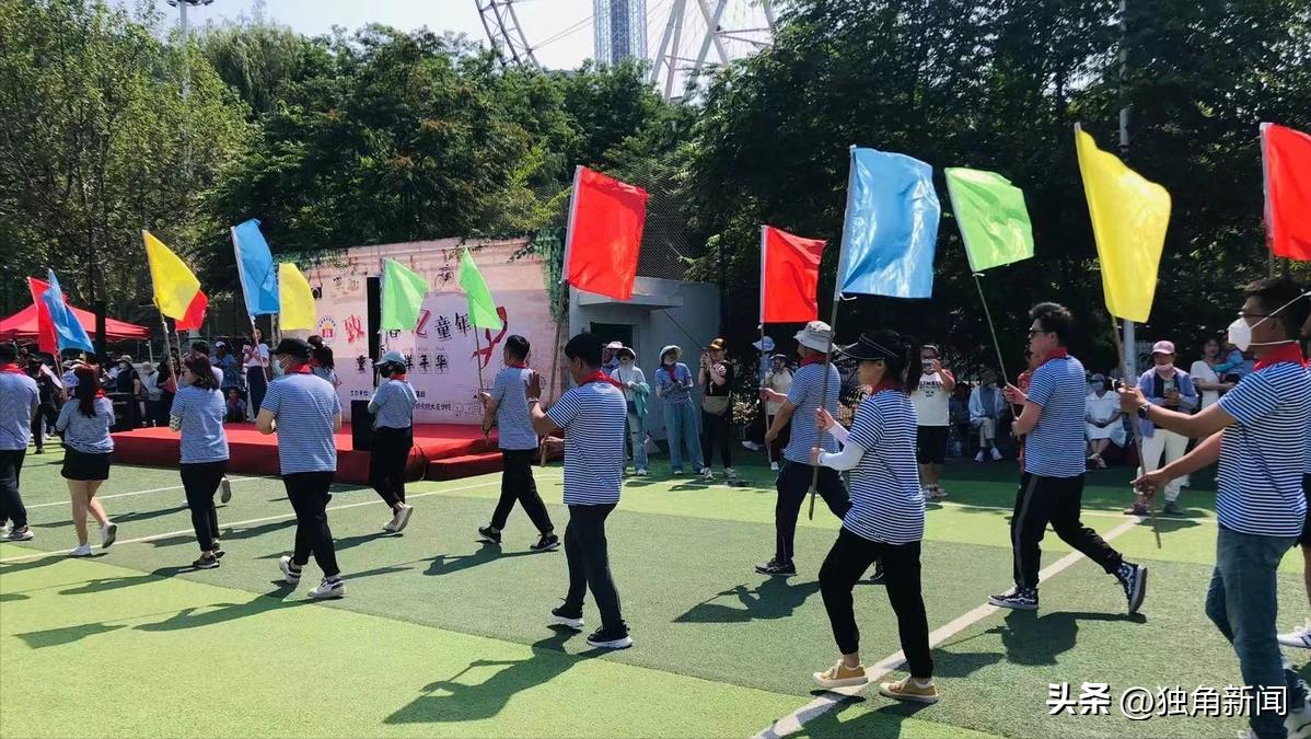 幼儿园怀旧主题亲子运动会,大连亲亲宝贝教育集团