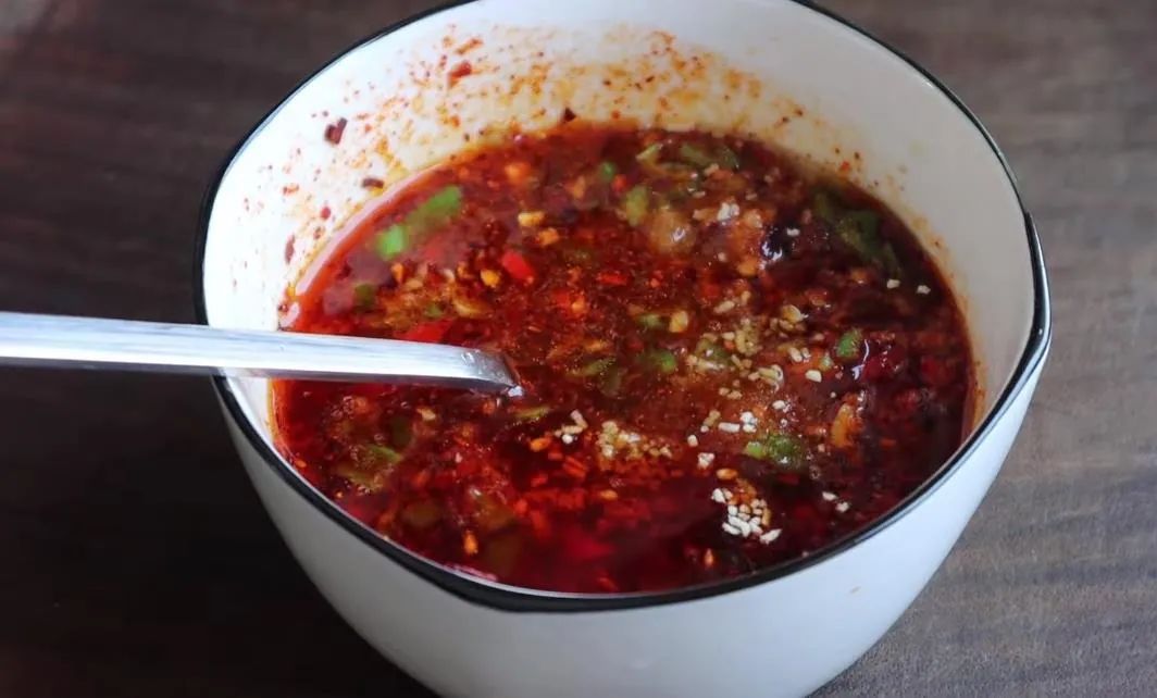 藏在草丛里的“护肝冠军”，全身都是宝，比韭菜鲜美，比豆腐营养