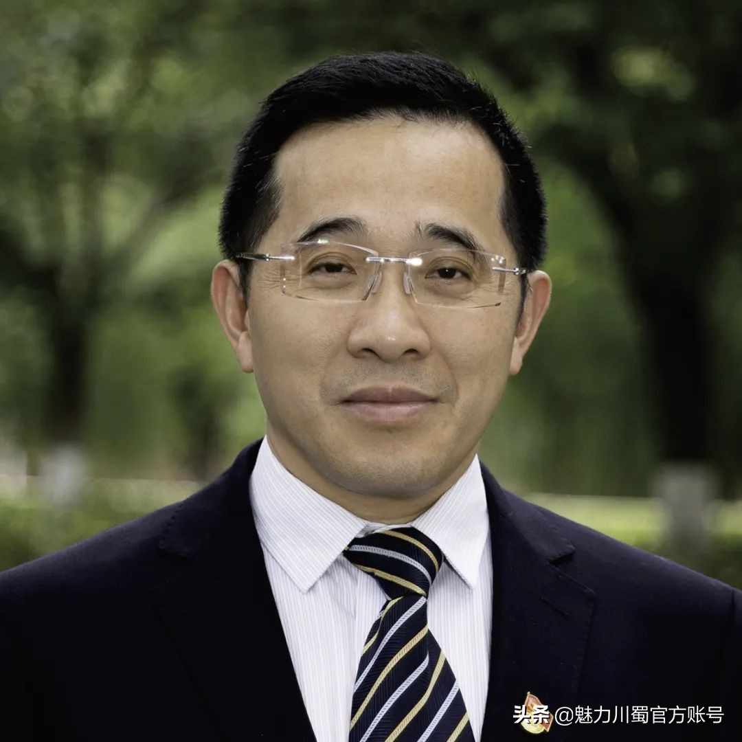 代码009，与未来快乐邂逅丨@中考学子，这里是绵阳中学实验学校