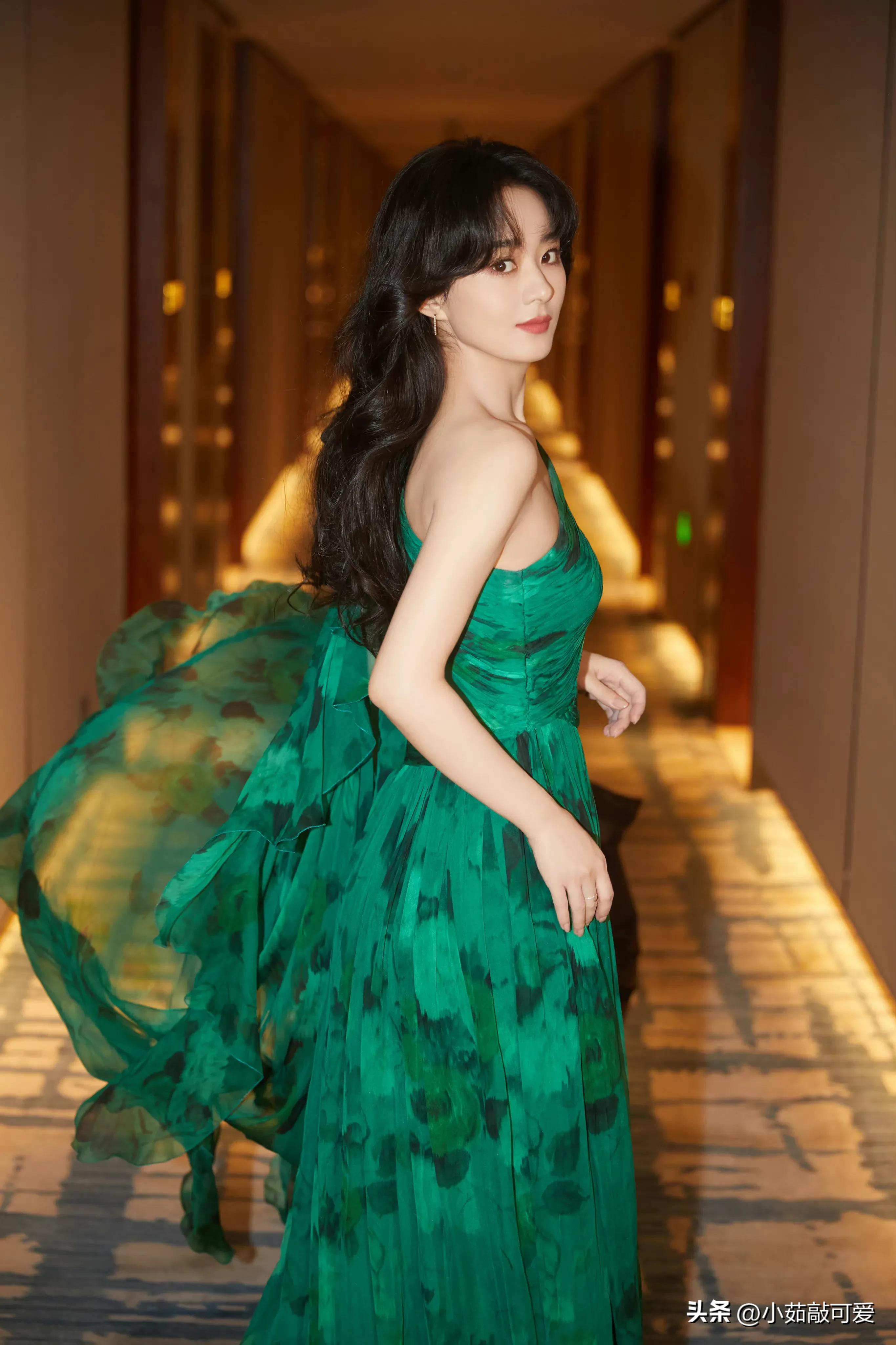 时尚芭莎赵丽颖写真集,赵丽颖惊艳写真集高清