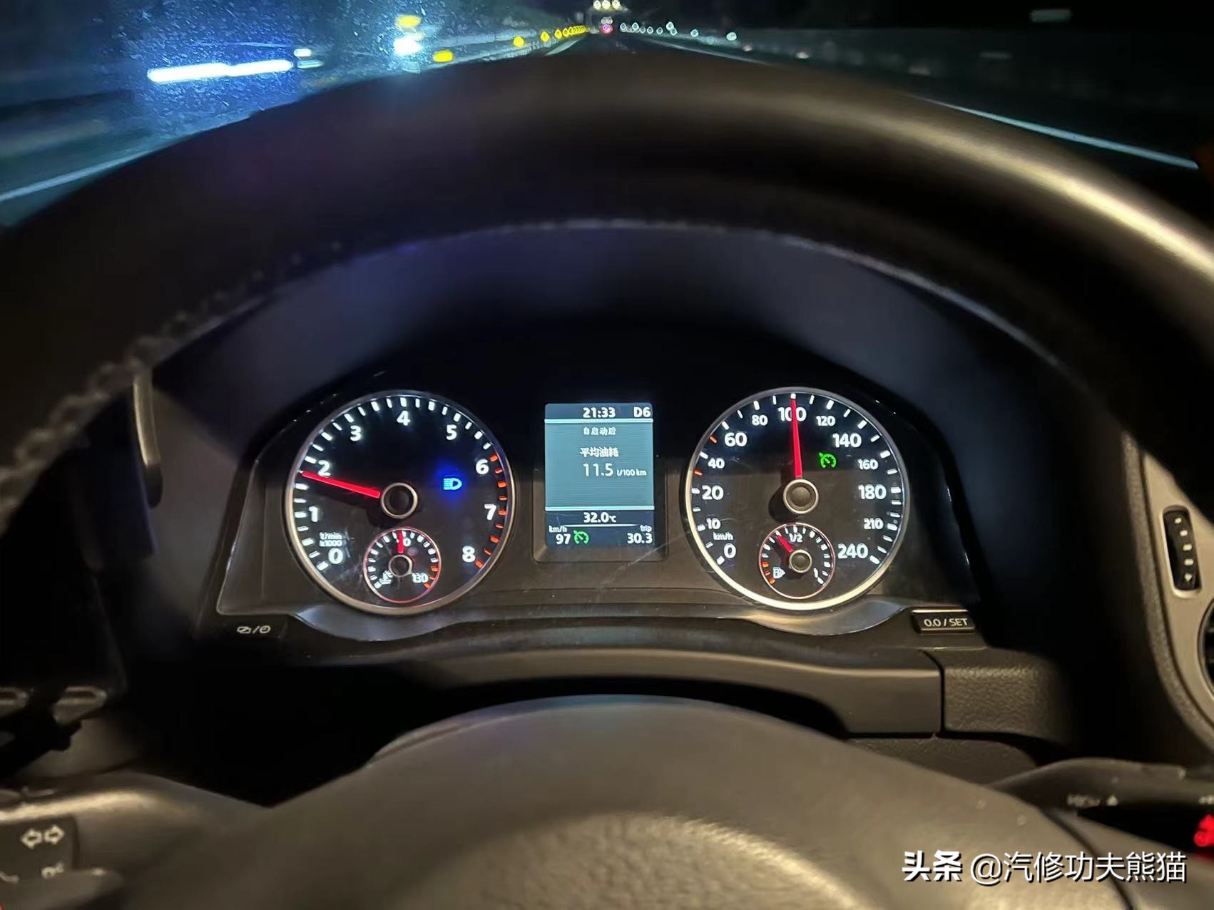 严谨的德国工人钣金修复,严谨的德国师傅修复事故车