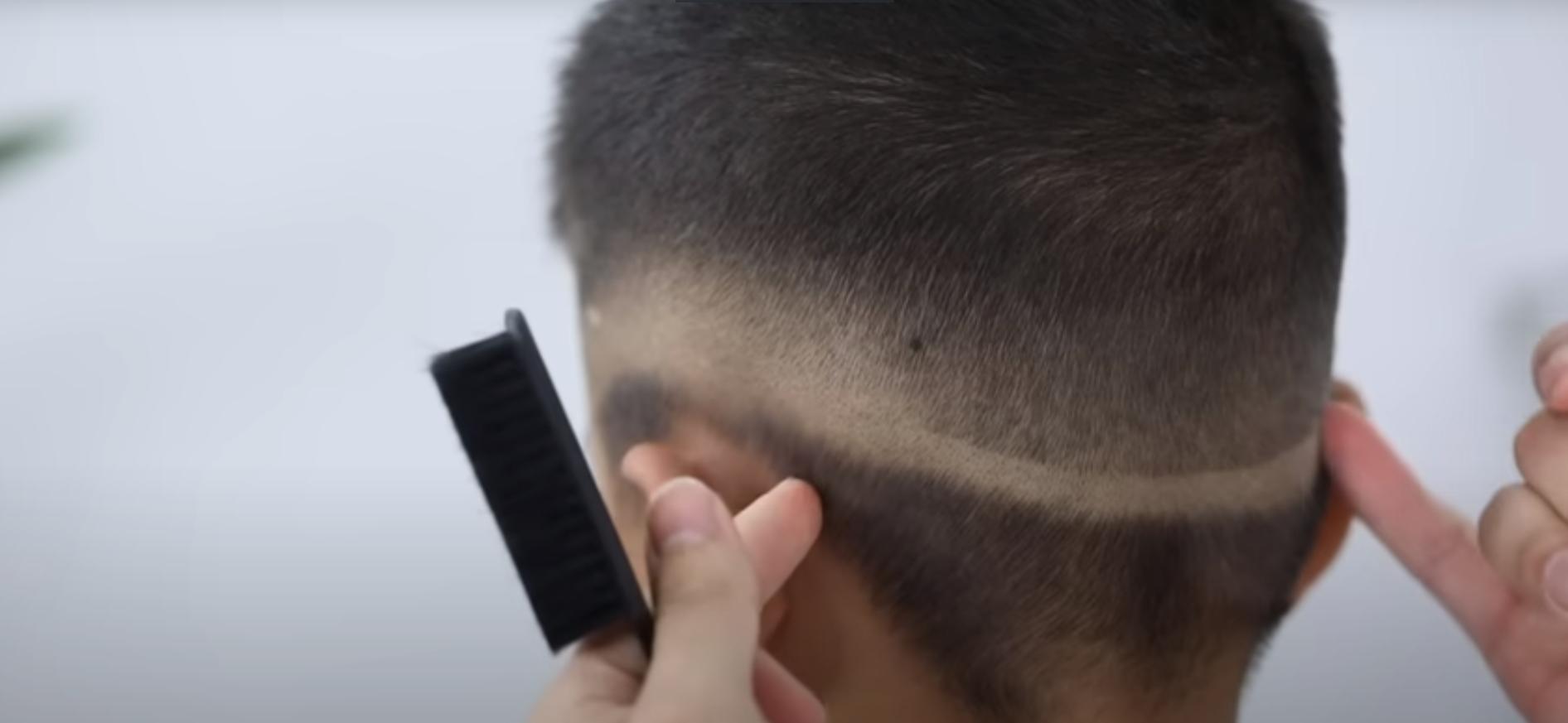 专业理发初学者初步教程,电推子理发教程