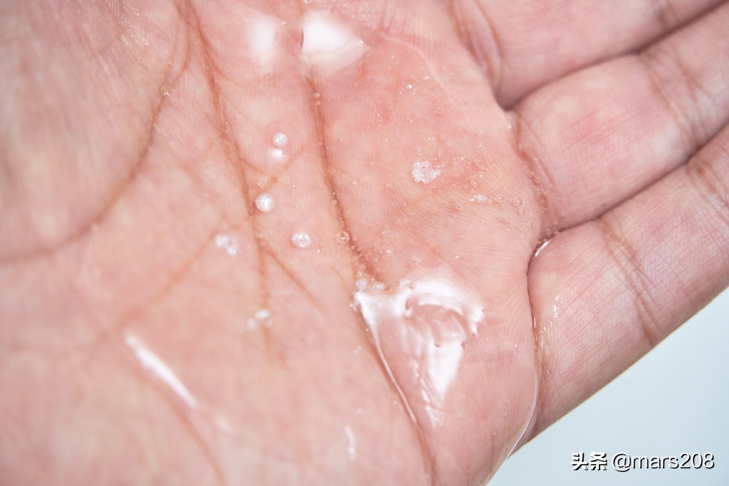 控油防秃头洗发水推荐,修护受损发质防脱洗发水推荐