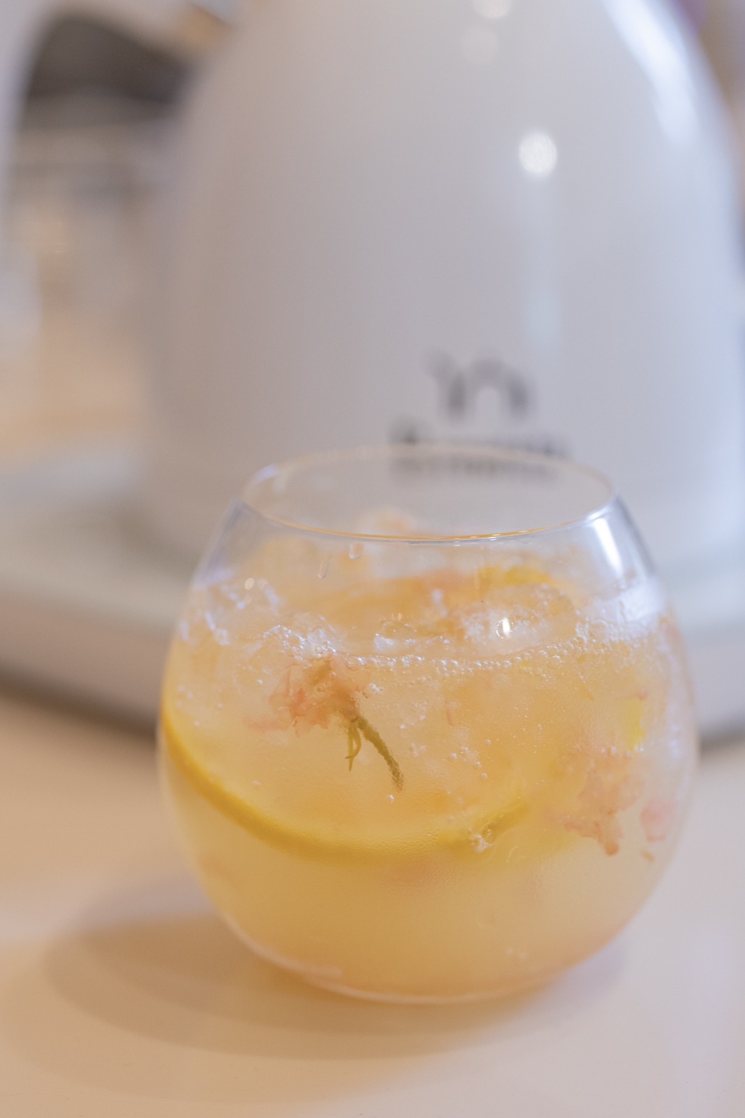 佳能eosr10实拍效果,佳能eosr10怎么样