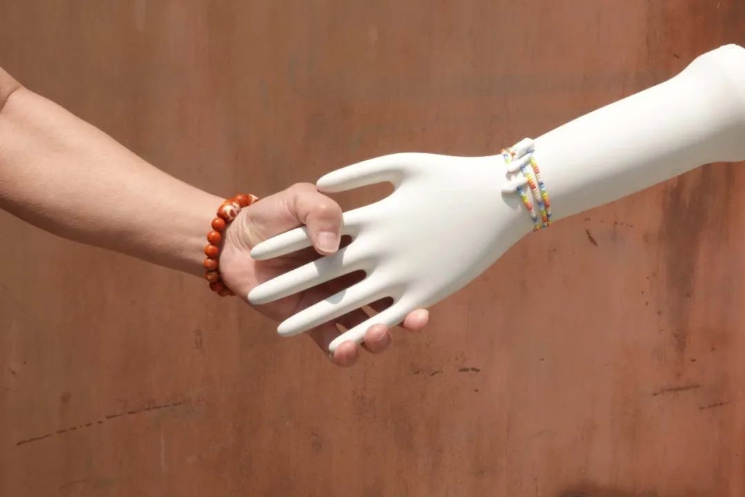 36岁不婚不育，她裸辞回家：吃住全免，太爽了