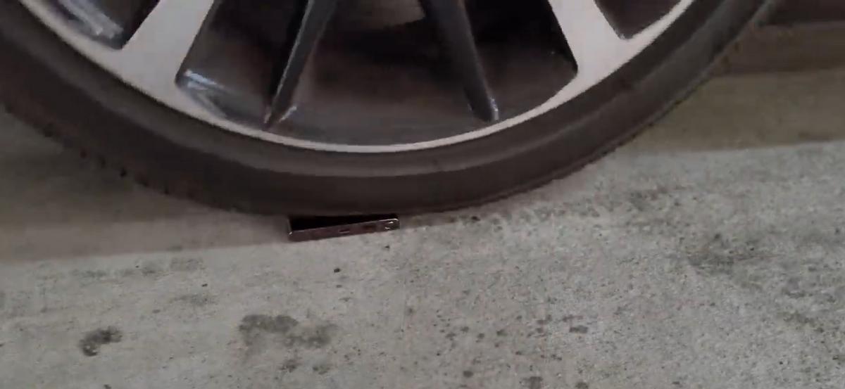 三星s22撕膜,三星s22原装膜有必要撕掉吗