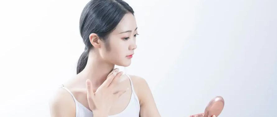 性价比高的平价保湿粉底液,百元以内性价比高的粉底液