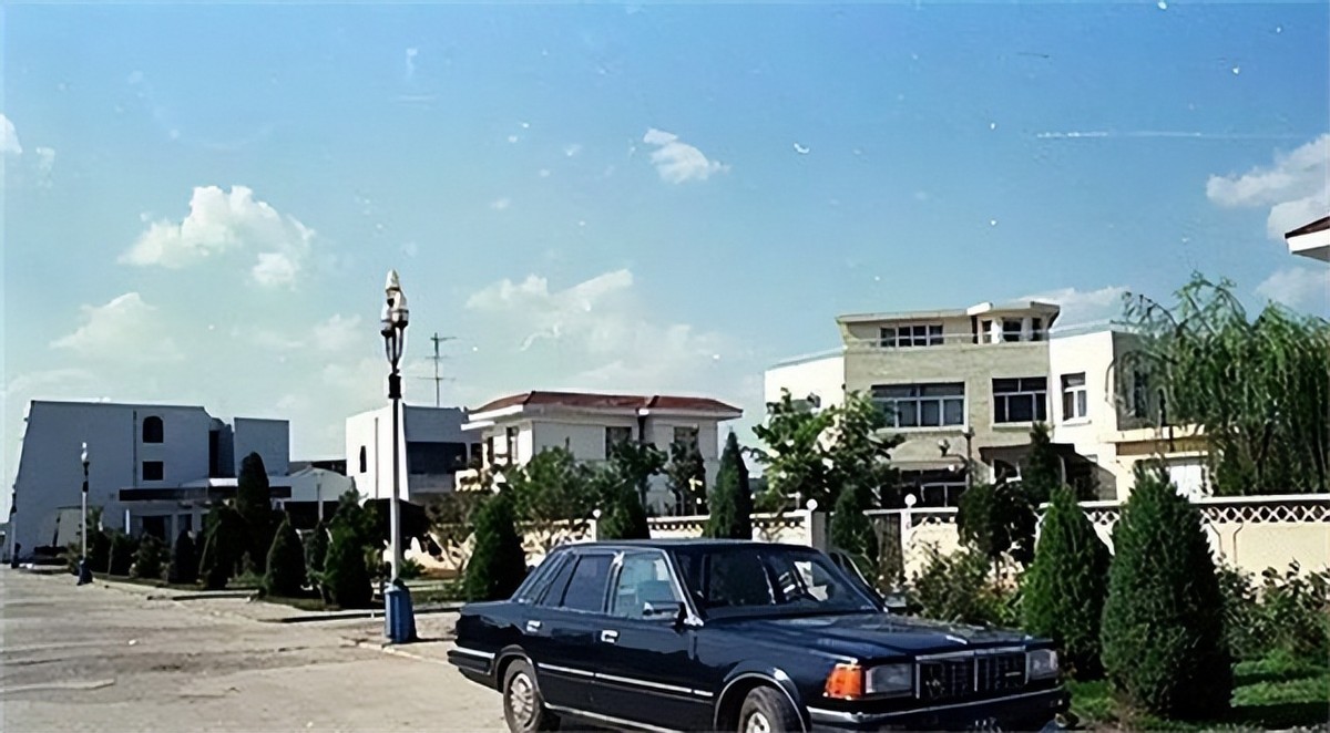 大邱庄禹作敏别墅现状：人去楼空，断垣残壁