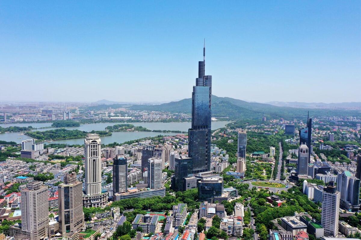 南京2022预计gdp排名,南京历史最高gdp