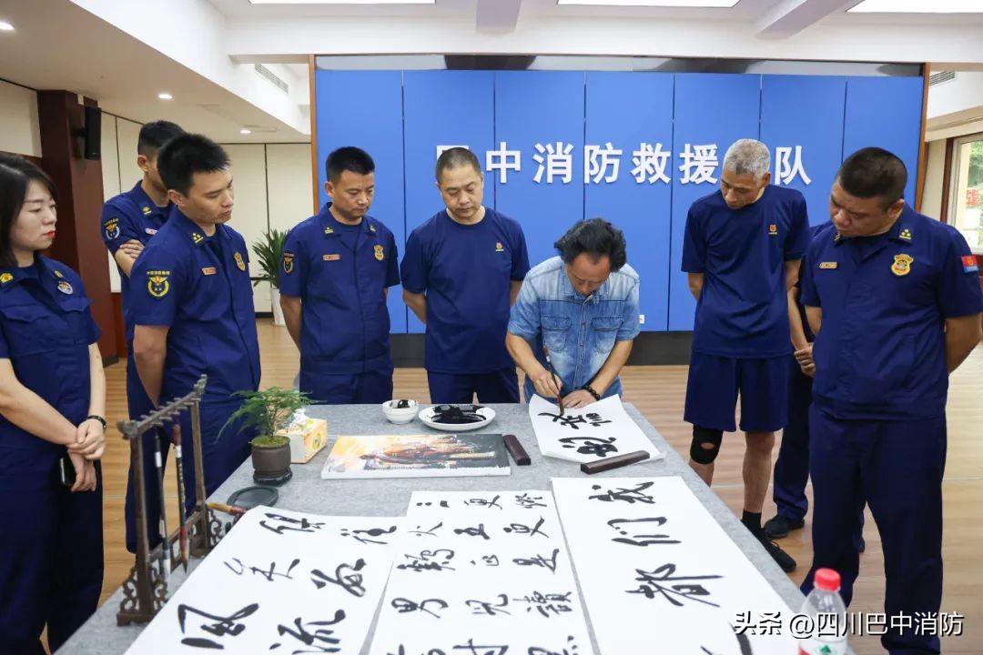 艺彩纷呈学校艺术活动展示,艺彩纷呈活动