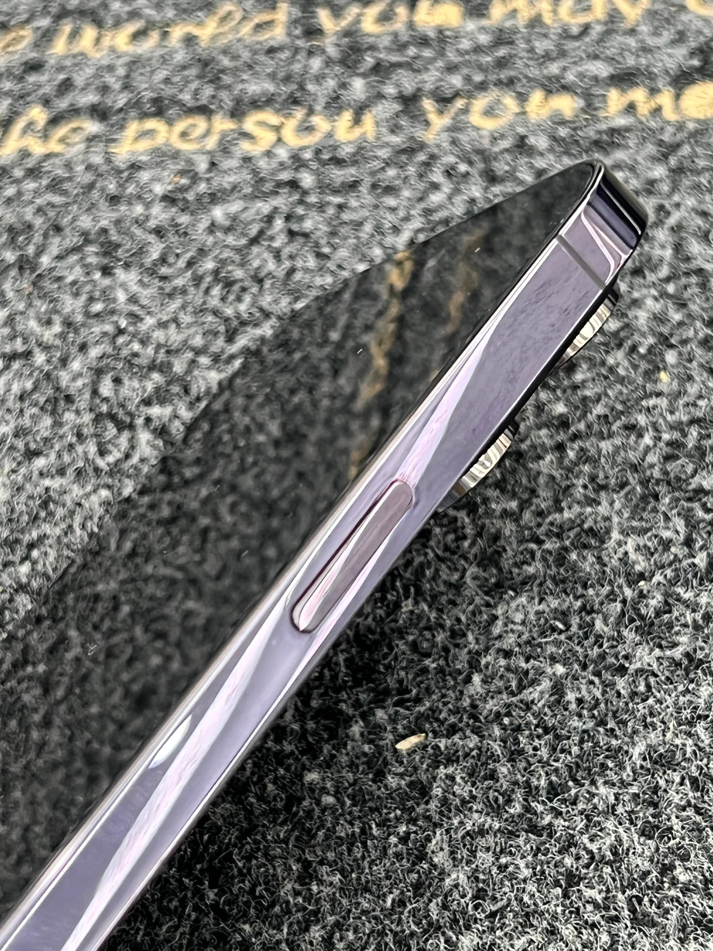 二手14promax手机国行紫色,14promax256g新机回收