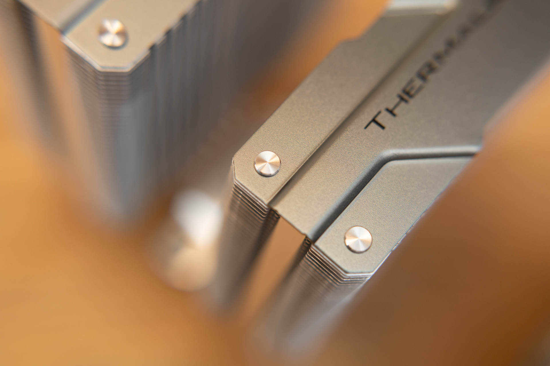 散热最好的单塔风冷散热器,cpu散热最好的风冷散热器