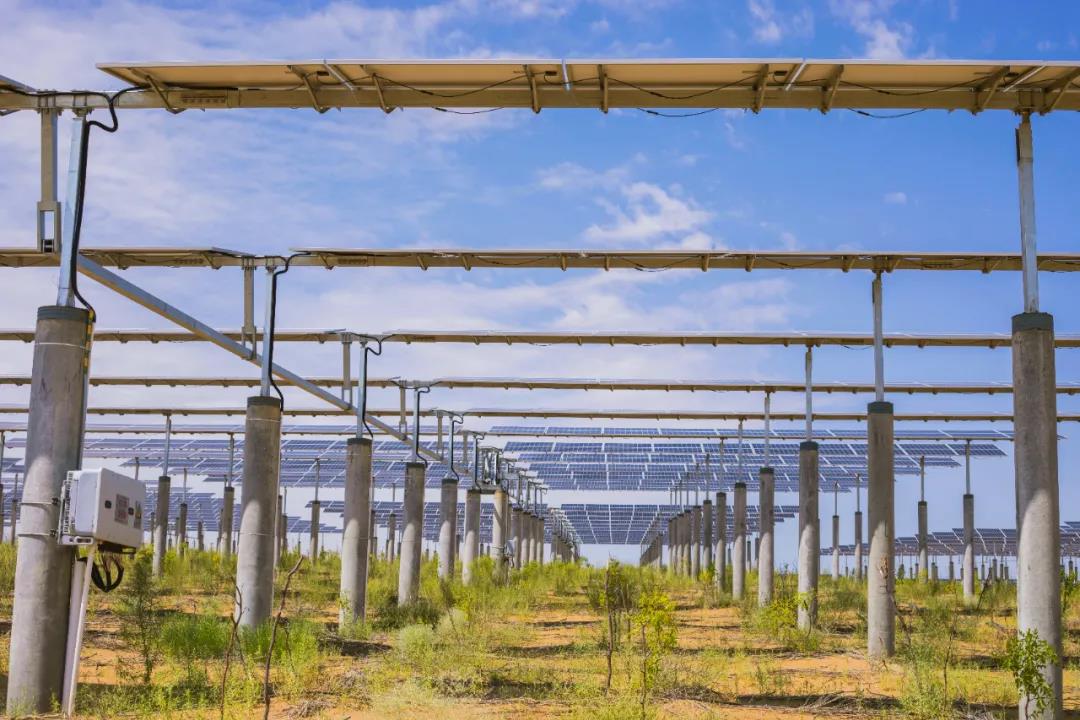 中国哪里的沙漠适合光伏发电,中国沙漠发电量