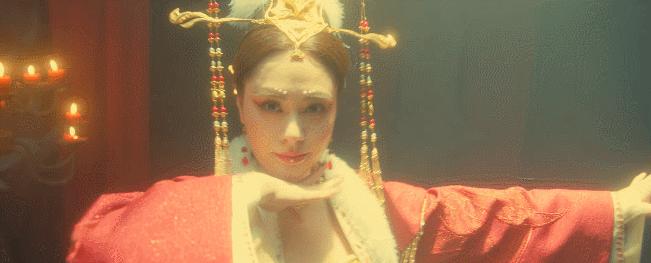 又一部“救市作”扑了！挖空家底，却冲了一把“年度翻车港剧”