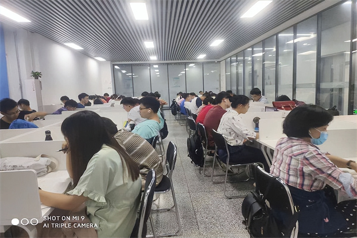 郑州正规寄宿考研基地哪家便宜,郑州考研寄宿训练营