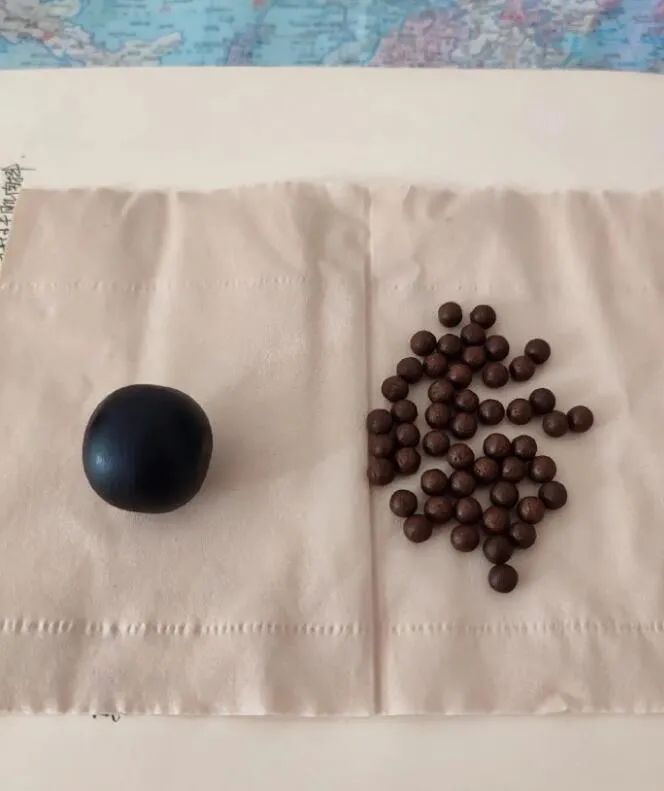 弱者只会抱怨而强者只会适应环境,人要对自己好一点幽默搞笑图片