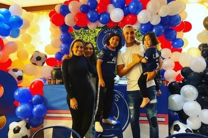 卡西利亚斯皇马最后一次扑救,皇马门将纳瓦斯和卡西