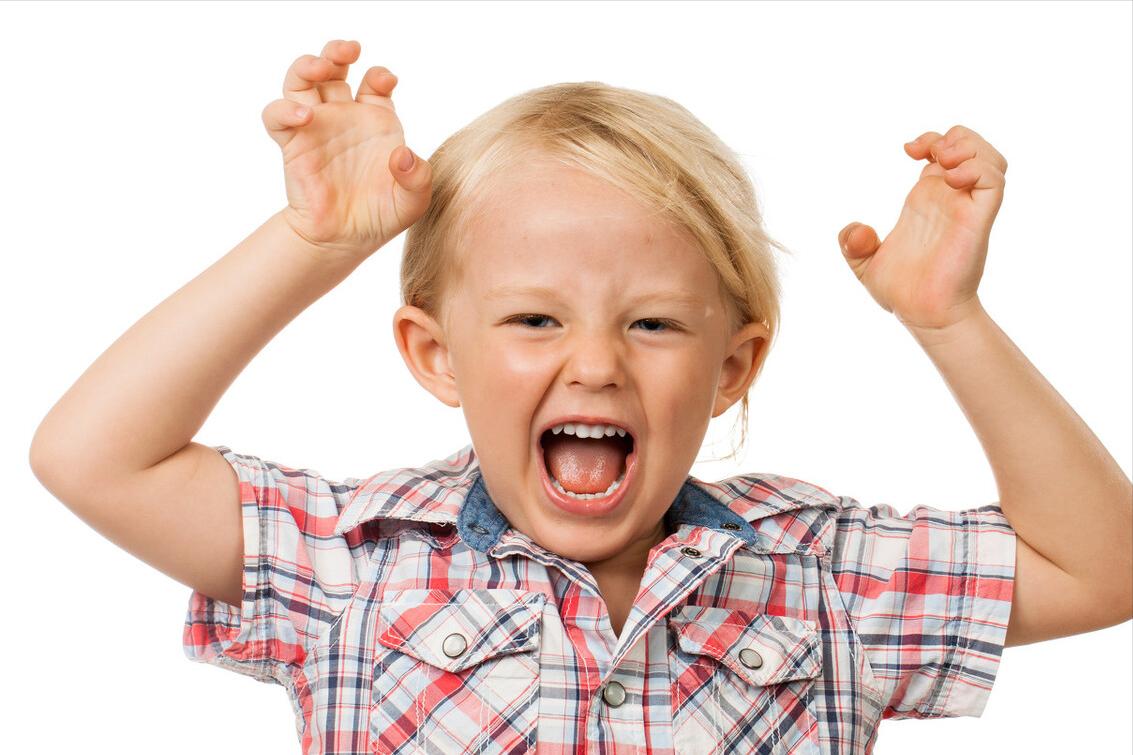 2岁的孩子动不动就发脾气、哭闹，还难哄？“唐僧念经”法了解下