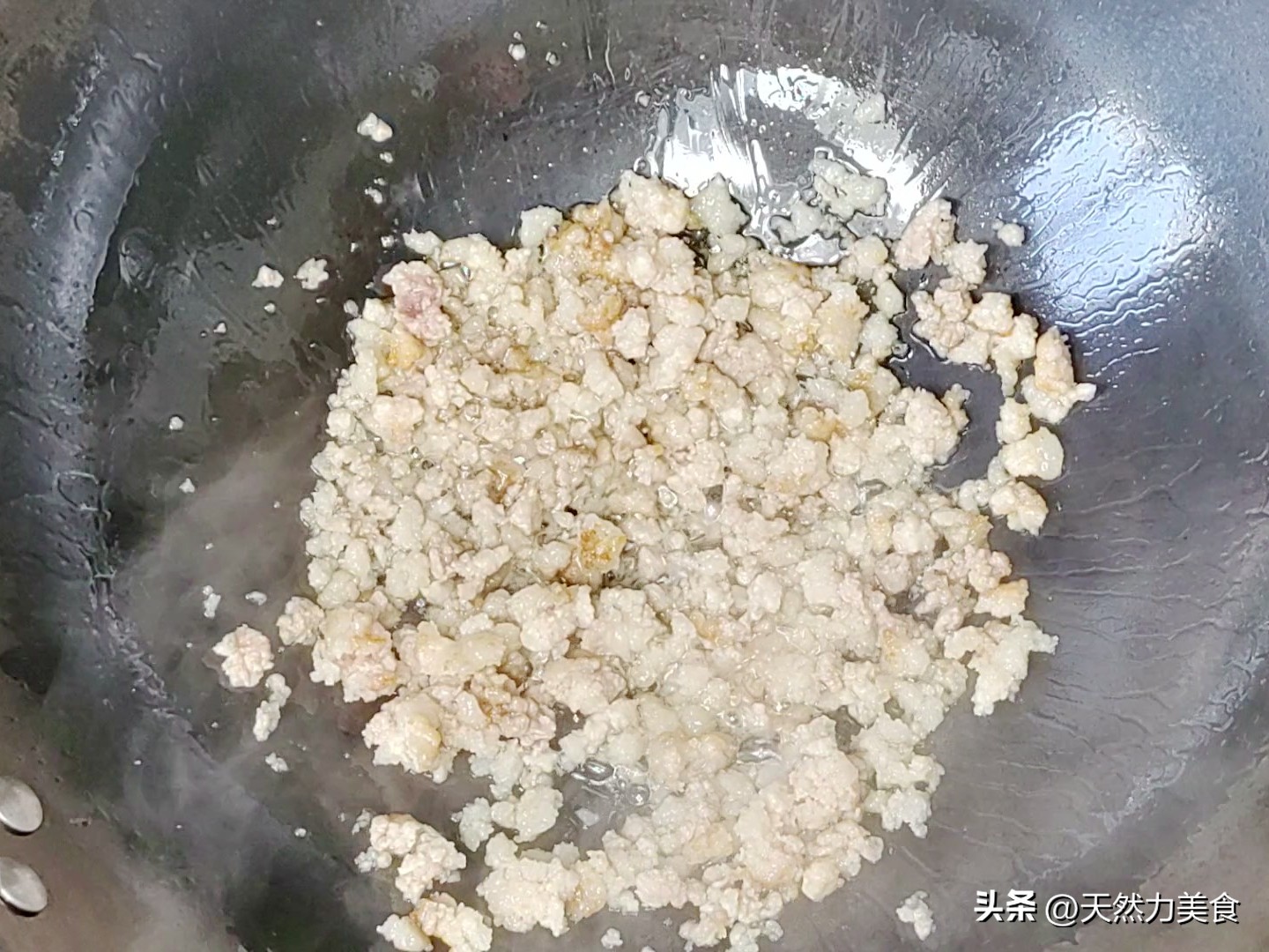 酸豆角要怎么炒才能酸味浓厚利口，咸味适中，酒店做法，一看就会