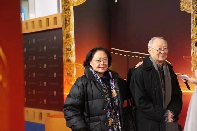 孙天相斯琴高娃的儿女近况,斯琴高娃与孙天相的婚姻状况