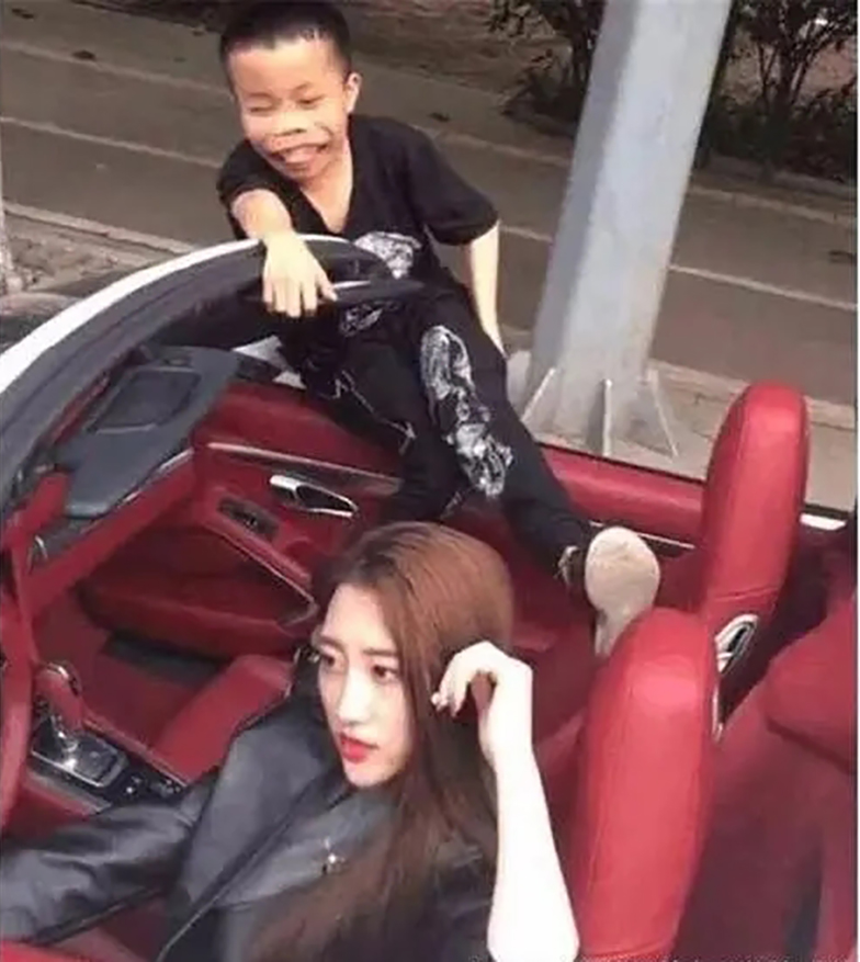 农村娃陈山,最丑网红陈山现状