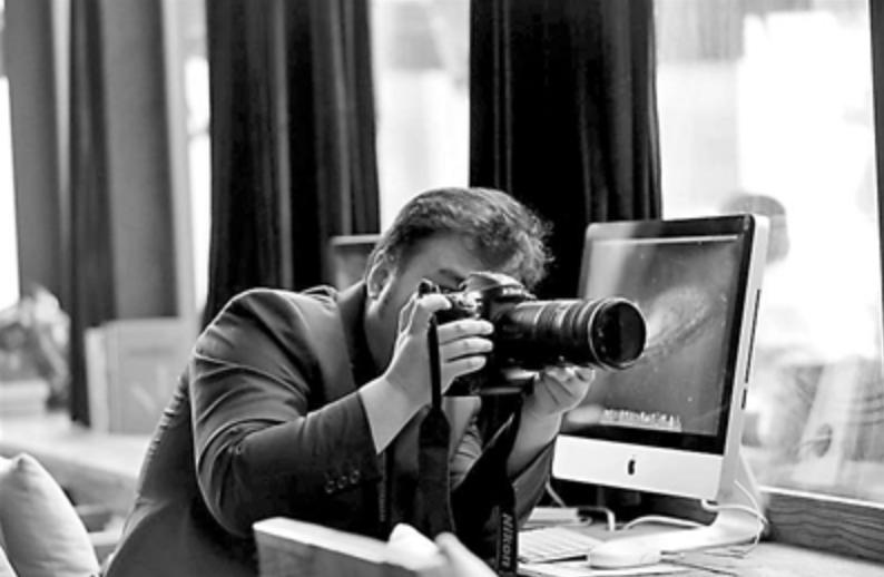 第一狗仔卓伟潘粤明,第一狗仔卓伟