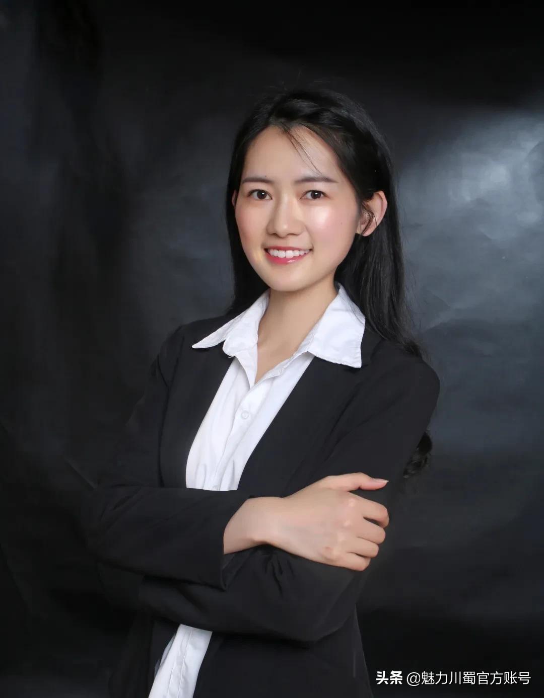 绵阳外国语学校李俊老师,绵阳外国语学校历史老师