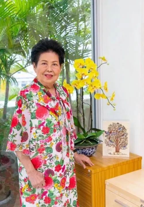 丰顺籍一代侨领丘细见“福禄寿”三全,夫人跻身泰国第48大富豪