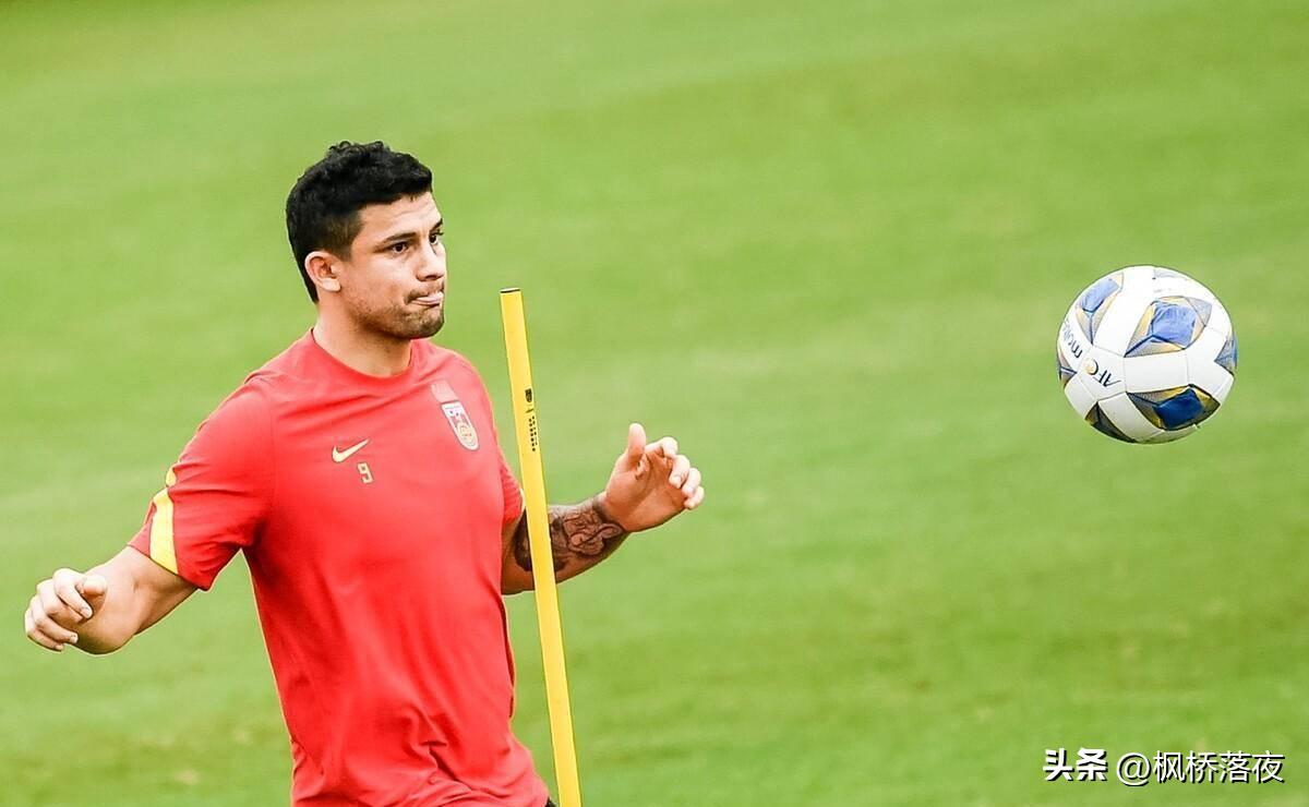 国足锋霸归化成功,国足归化锋霸艾克森