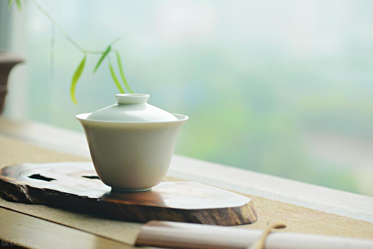 五十不交钱六十不交言啥意思,五十不交朋六十不请酒七十不留宿