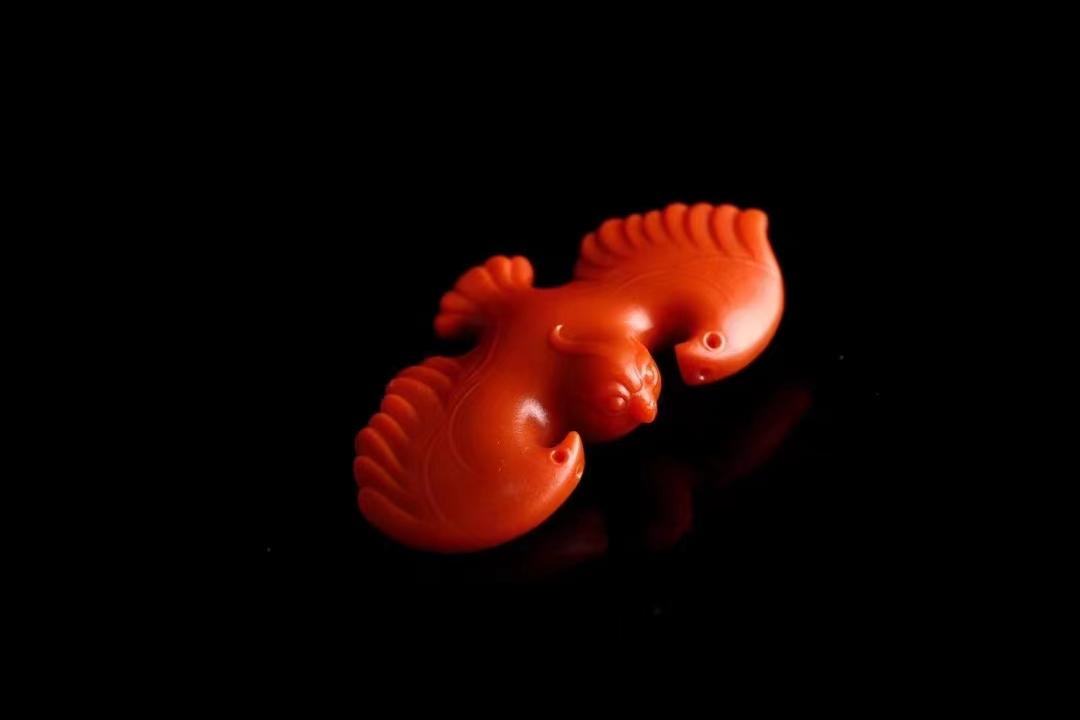 红色迷人眼，雕石入魔障，却要为五斗米折腰？