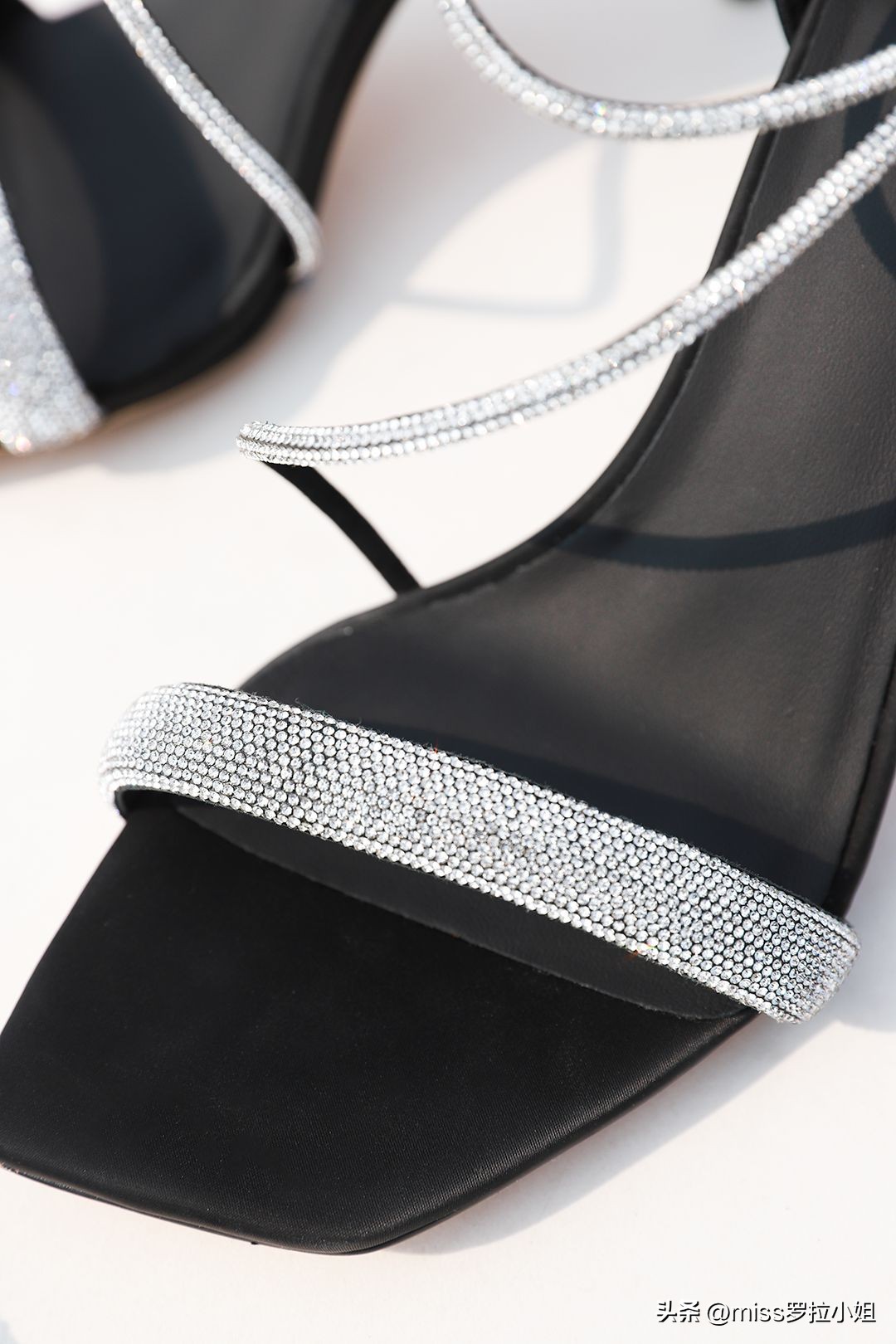 专柜的鞋子一般什么质量,一些正品的鞋子为什么便宜