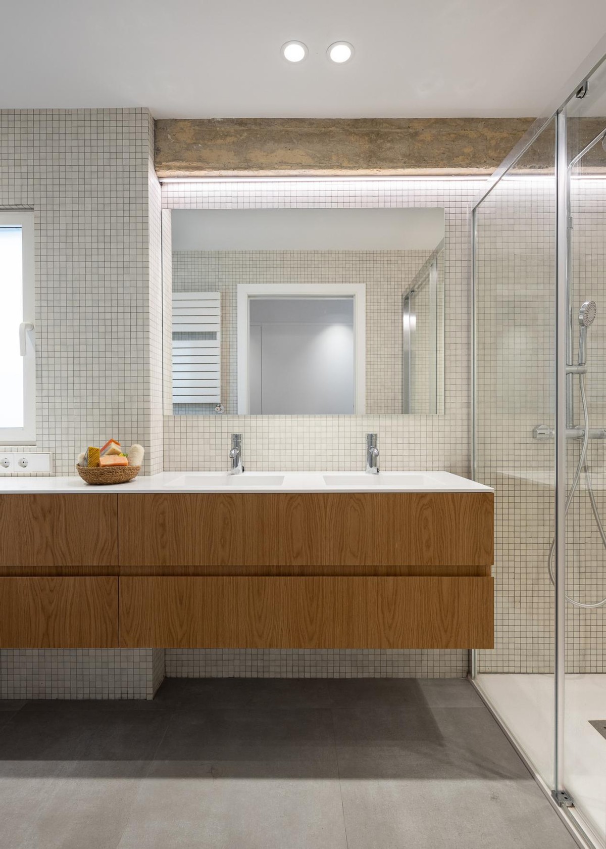 学了她家电视柜、橱柜一体化，发现不是一般显大，比多买20㎡划算