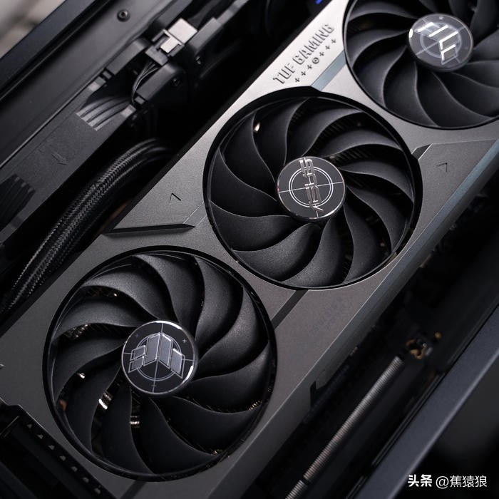 rog姘村喎z790瑁呮満,rogz790姘村喎涓绘満