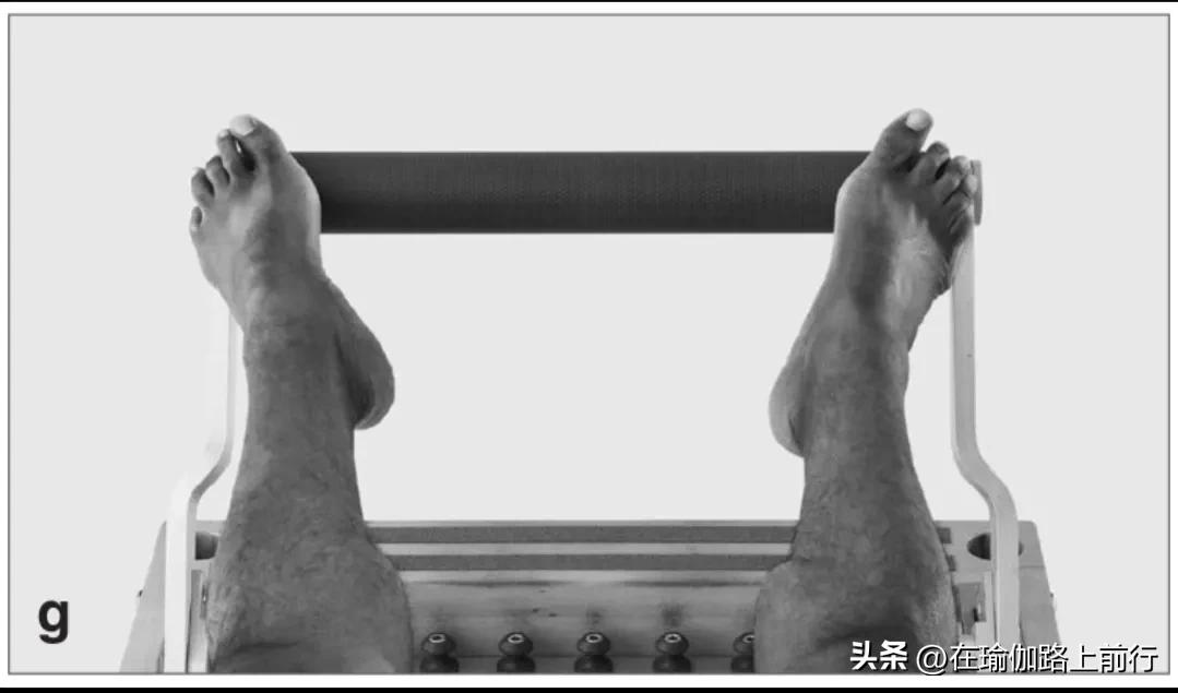 普拉提大器械流动训练,普拉提大器械超人式