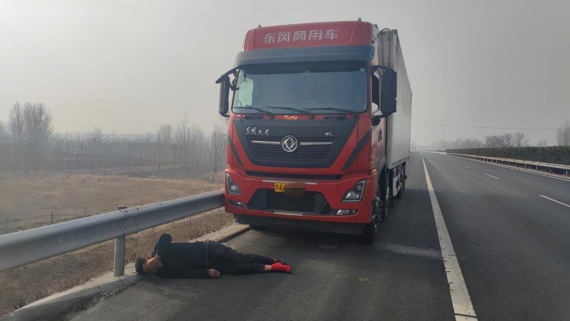 货车司机的辛酸视频,货车司机的心酸生活谁人能懂