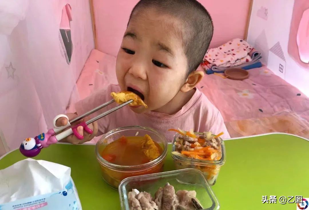 5岁女童高烧3天没其他症状,小孩一直高烧39到40度不退怎么办