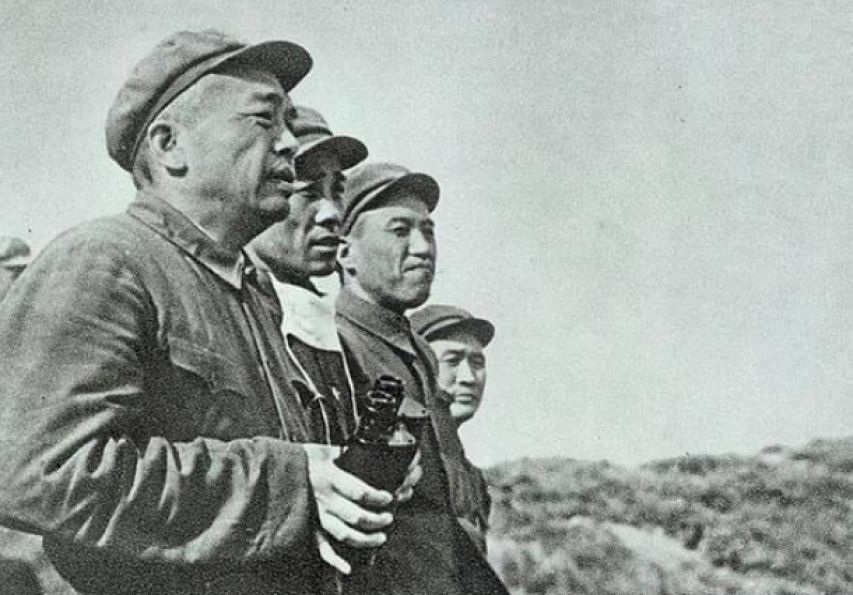 大和岛的“雪花之夜”：中国卷烟厂秘密*器武**出动，打懵美国空军