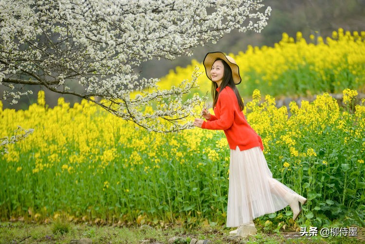 阿姨摄影不会摆姿势？4句口诀拍出优雅美，气质上镜有韵味