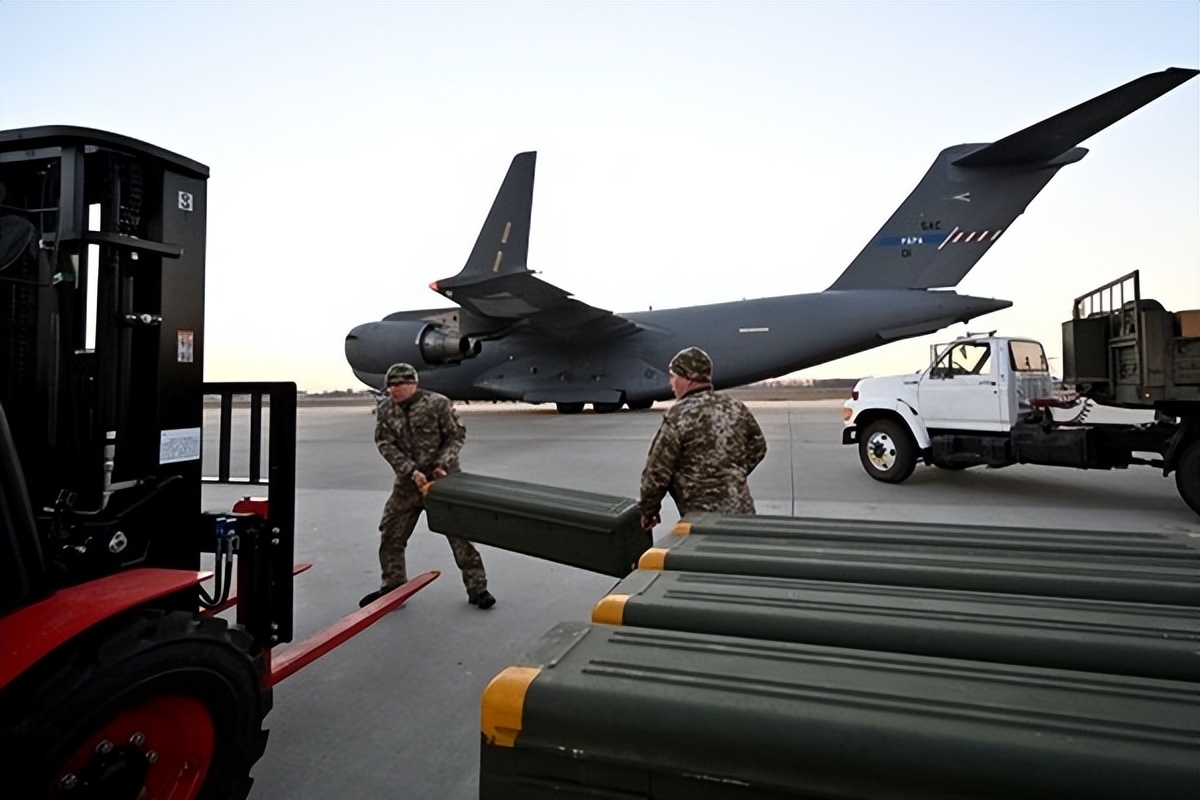 专家分析俄军军事行动战术,俄军新战术突破乌军防线