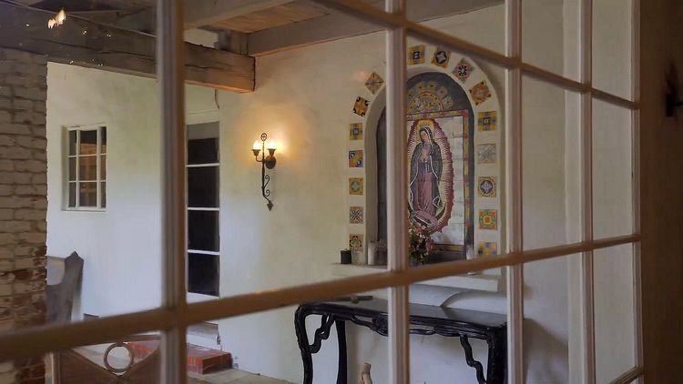 回味旧金山探访成功者的庄园,一种窗口令艾尔卡彭等囚犯备受折磨