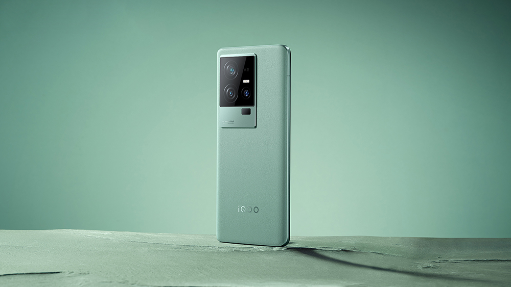 一加11和iqoo11哪个更值得入手,一加11和iqoo11谁值得买