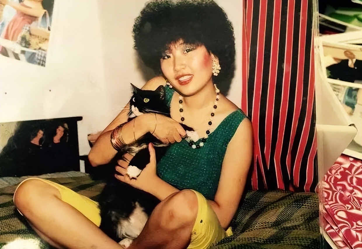 18岁出道，卡带销量超2000万张，“迪斯科女皇”永不老！