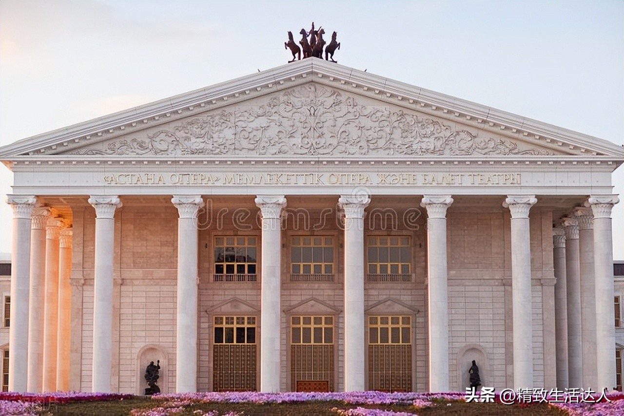 哈萨克族的建筑特色,哈萨克斯坦建筑风格
