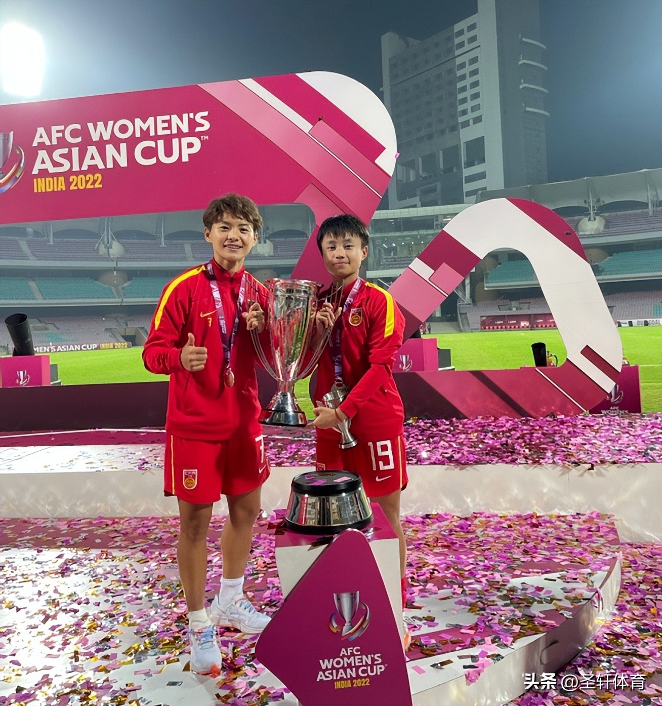 张琳艳上演首秀10分钟破门,张琳艳海外1战成名首秀狂造5球