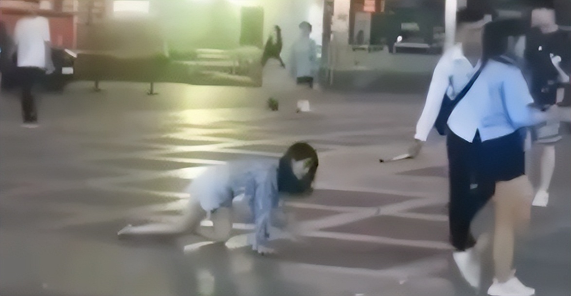 缇庨櫌瀛︾敓浣滀笟,缇庨櫌瀛︾敓鍦伴搧鐖